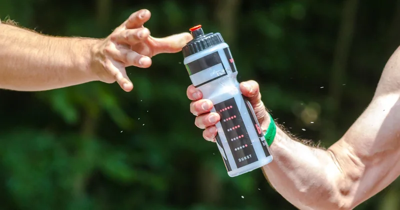 Chaleur, hydratation et ce qui se passe sous la combinaison